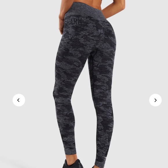 Gymshark Seamless high waist camo leggings. Size small - Picture 2 of 10